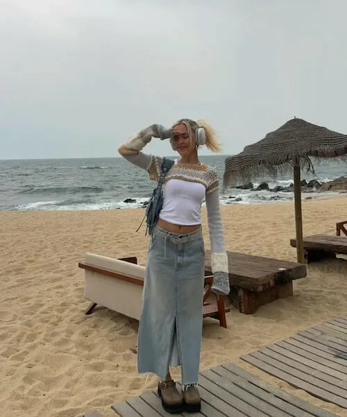 what to wear with jean skirt