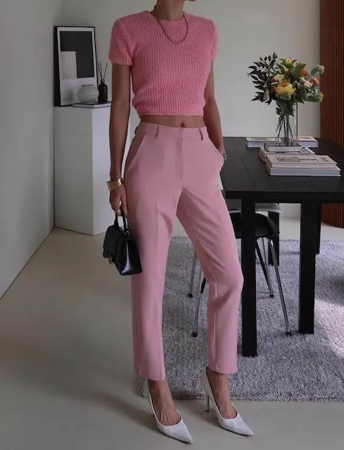 what to wear with pink pants