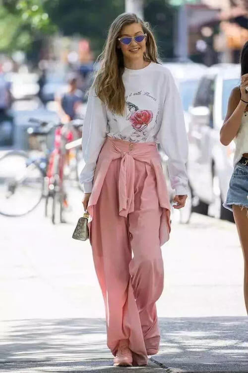 what to wear with pink pants