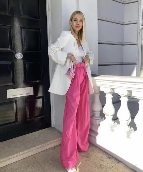 what to wear with pink pants