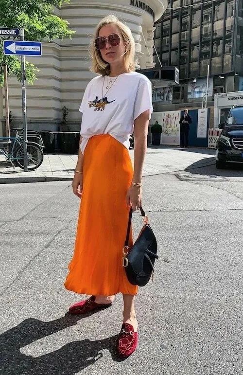 What To Wear With Satin Skirt 70+ Stylish Satin Skirt Outfits To Stay OnTrend Girl Shares Tips