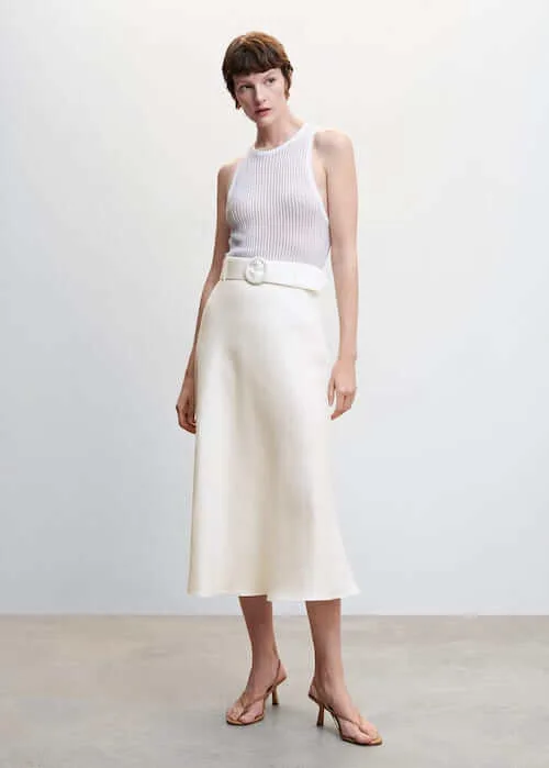 what to wear with white skirt