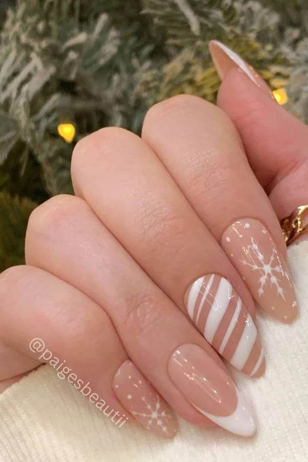 Nude Christmas Swirl Nails