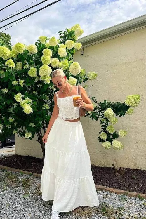 white long skirt outfit