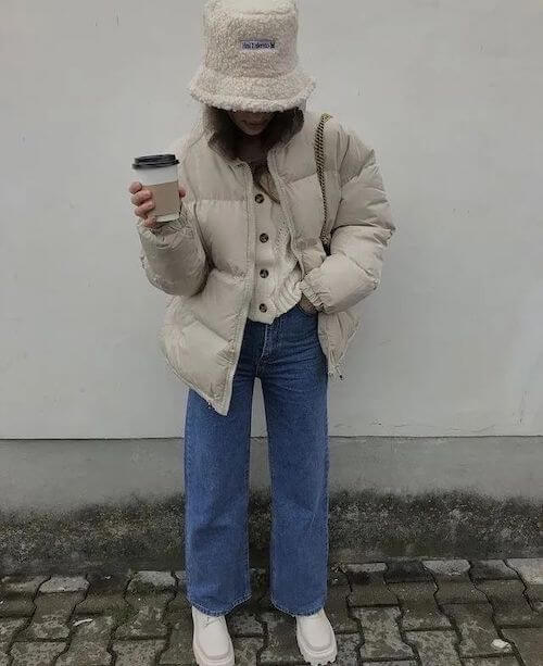 white puffer jacket outfit