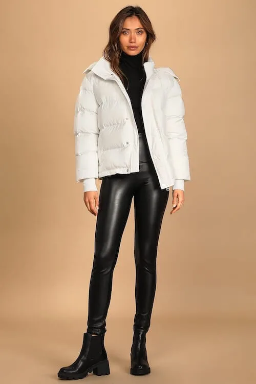 white puffer jacket outfit ideas