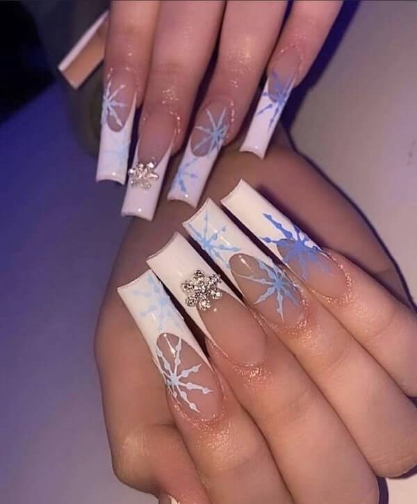 white winter nails