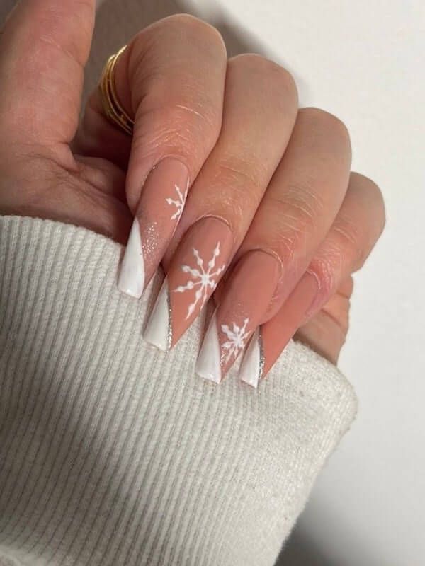 white winter nails