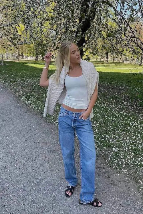 wide leg jeans outfit