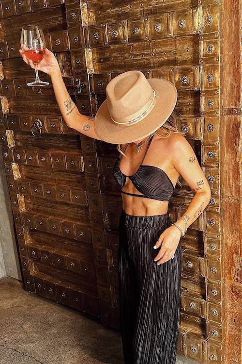 winery outfit
