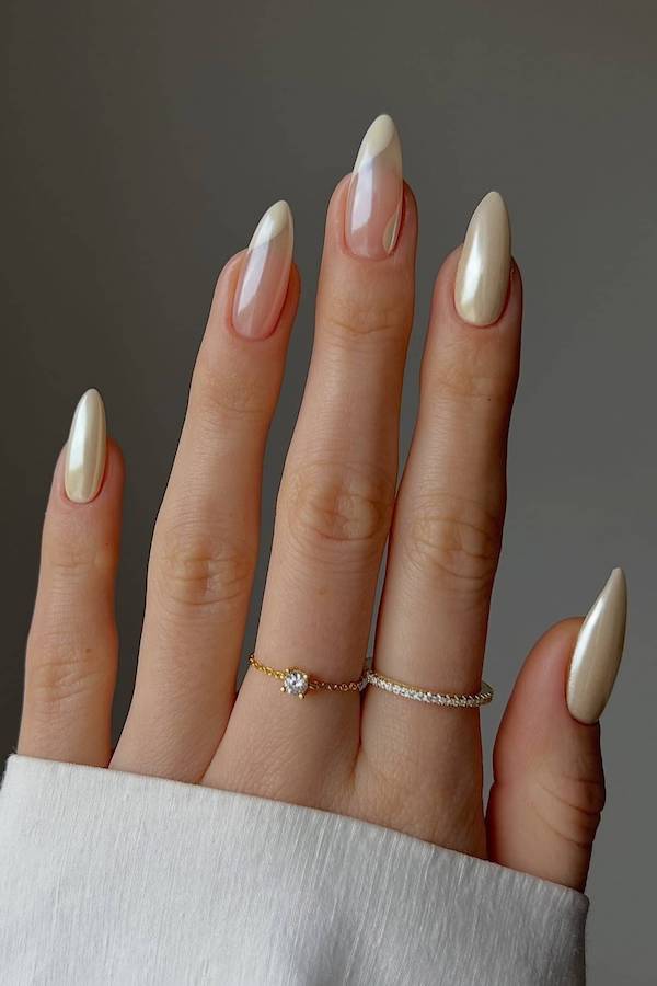 Pearl White French Manicure