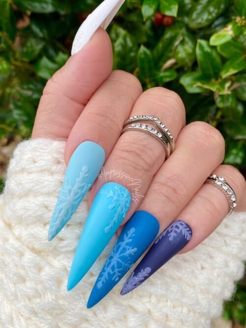 winter blue nail designs