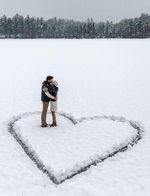 winter couple photoshoot ideas