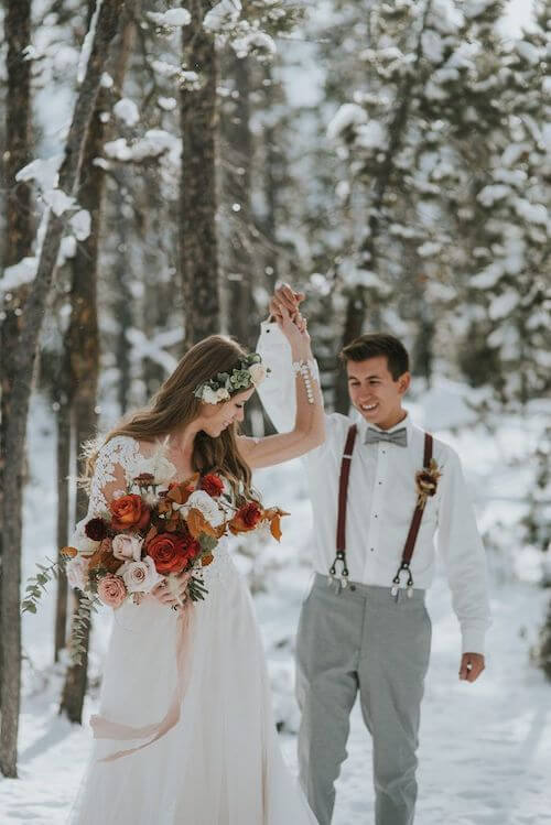 winter couple photoshoot ideas