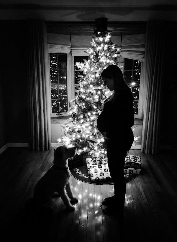 winter pregnancy photoshoot ideas