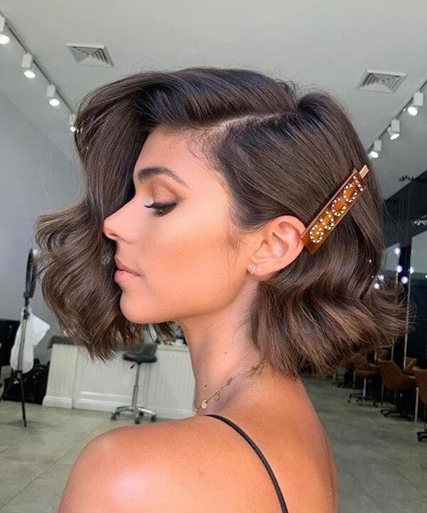 Classic Wavy Bob With Statement Clip