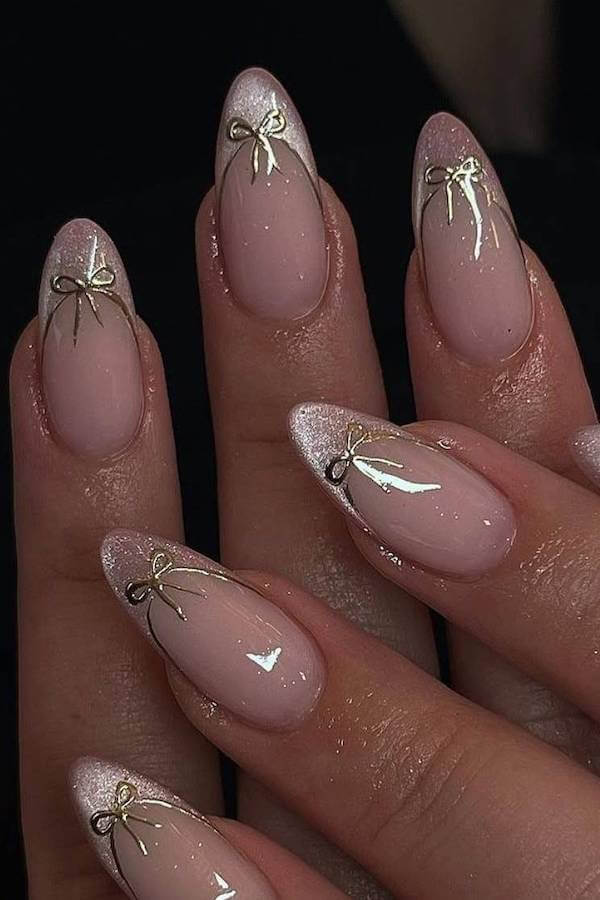 Sparkling Silver Bow French Tips