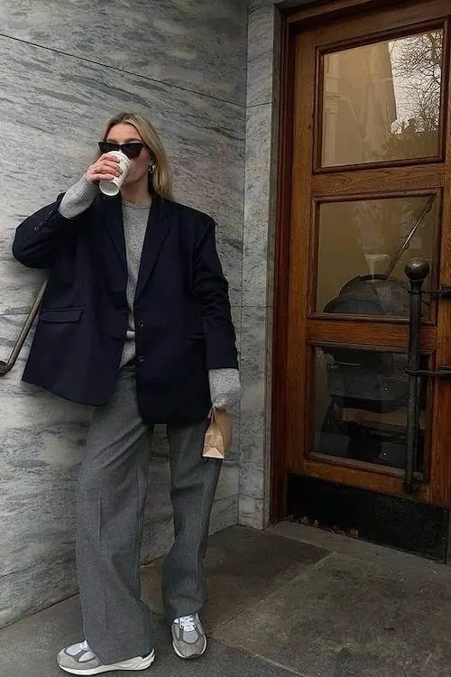 work outfits with sneakers
