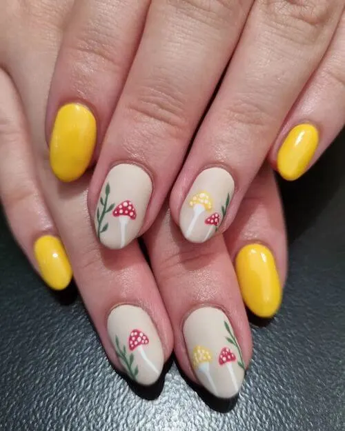 Spring Mustard Yellow Nails